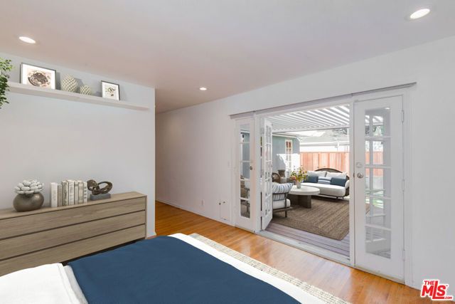 1947 Midvale Avenue, Los Angeles, CA 90025