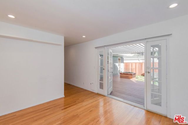 1947 Midvale Avenue, Los Angeles, CA 90025