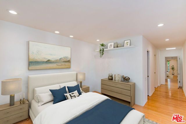 1947 Midvale Avenue, Los Angeles, CA 90025