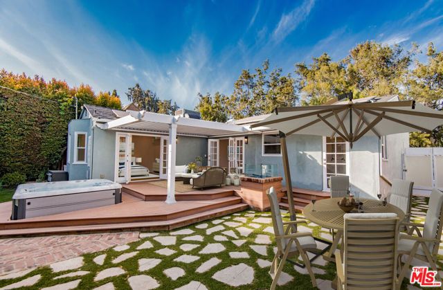 1947 Midvale Avenue, Los Angeles, CA 90025