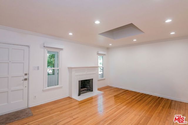 1947 Midvale Avenue, Los Angeles, CA 90025