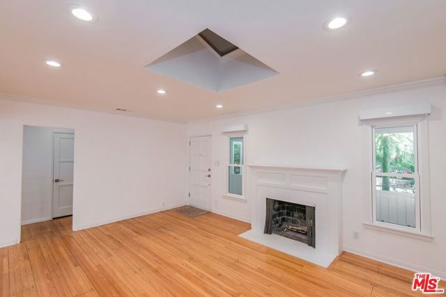 1947 Midvale Avenue, Los Angeles, CA 90025