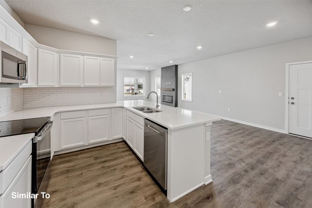 908 Sawgrass Drive, Norwalk, IA 50211