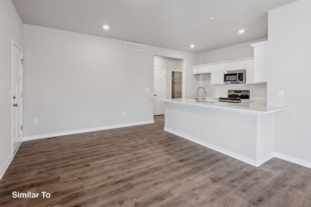 908 Sawgrass Drive, Norwalk, IA 50211