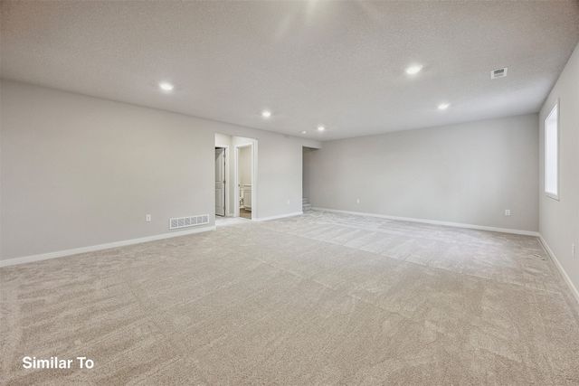 908 Sawgrass Drive, Norwalk, IA 50211
