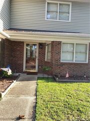590 Townhouse Lane, Fayetteville, NC 28311