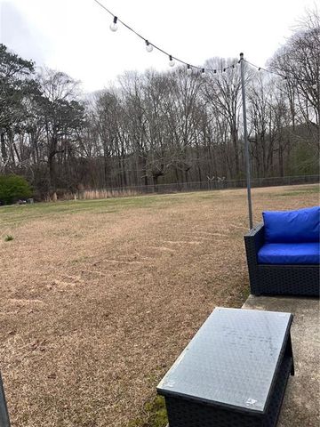 1003 Rolling Ridge Lane, Auburn, GA 30011