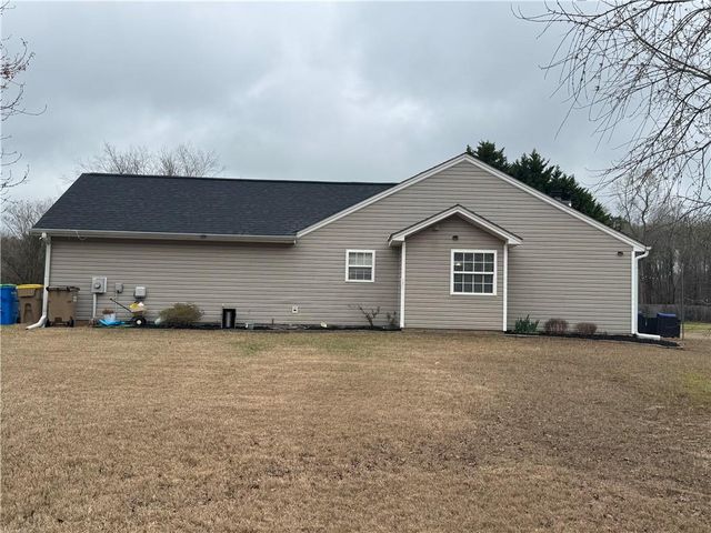 1003 Rolling Ridge Lane, Auburn, GA 30011