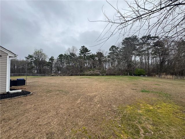 1003 Rolling Ridge Lane, Auburn, GA 30011