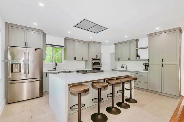 10450 NE 5th Ave, Miami Shores, FL 33138