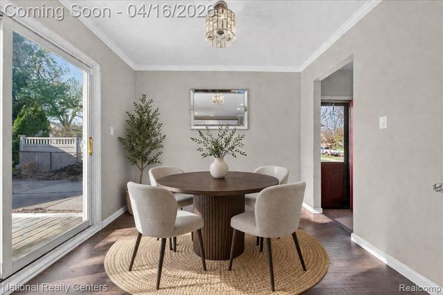 1760 S John Hix Street, Westland, MI 48186