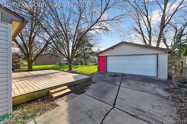 1760 S John Hix Street, Westland, MI 48186