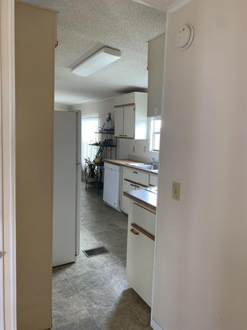 8 SE Hernando Lane, Port St. Lucie, FL 34952