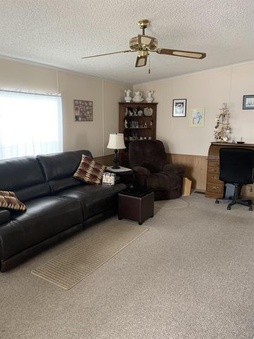 8 SE Hernando Lane, Port St. Lucie, FL 34952