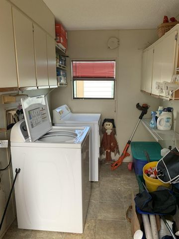 8 SE Hernando Lane, Port St. Lucie, FL 34952