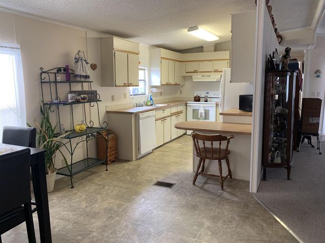 8 SE Hernando Lane, Port St. Lucie, FL 34952