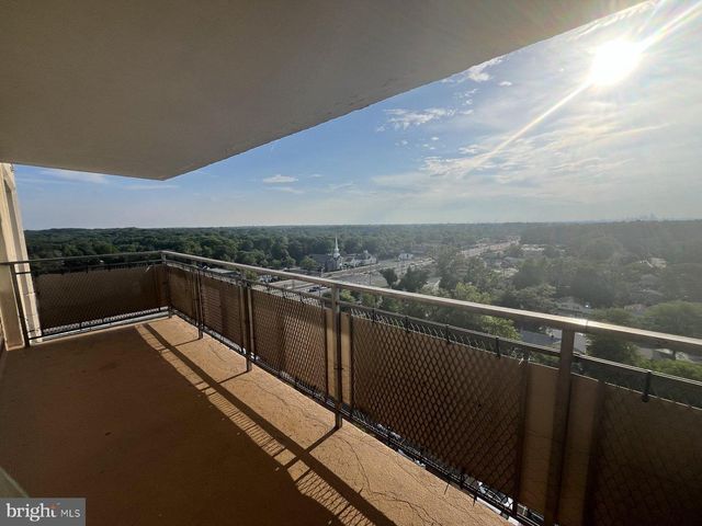 1508 BARCLAY TOWERS, Cherry Hill, NJ 08034