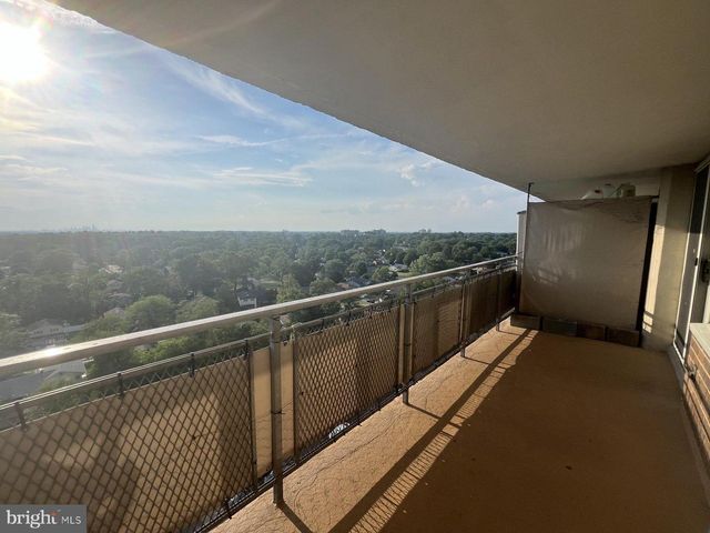 1508 BARCLAY TOWERS, Cherry Hill, NJ 08034