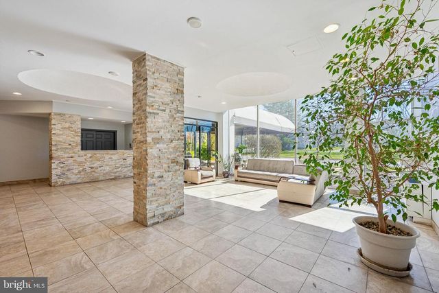 1508 BARCLAY TOWERS, Cherry Hill, NJ 08034