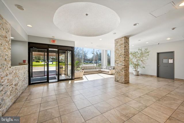 1508 BARCLAY TOWERS, Cherry Hill, NJ 08034