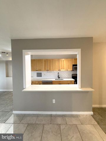 1508 BARCLAY TOWERS, Cherry Hill, NJ 08034