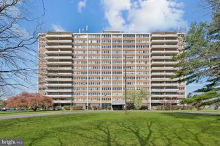 1508 BARCLAY TOWERS, Cherry Hill, NJ 08034