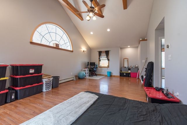 1 Lorraine Ln, Millville, MA 01529