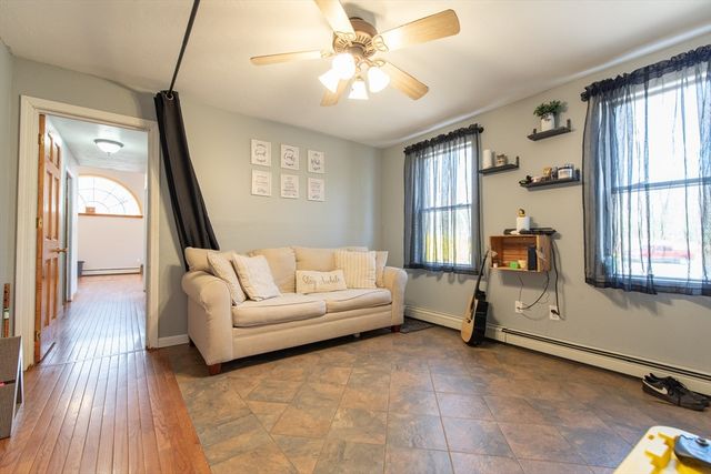 1 Lorraine Ln, Millville, MA 01529