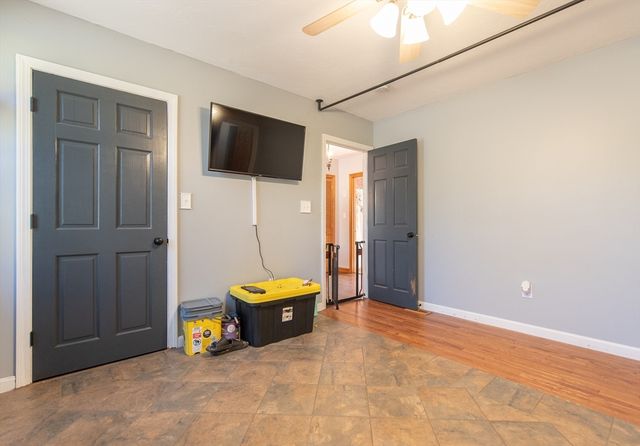 1 Lorraine Ln, Millville, MA 01529