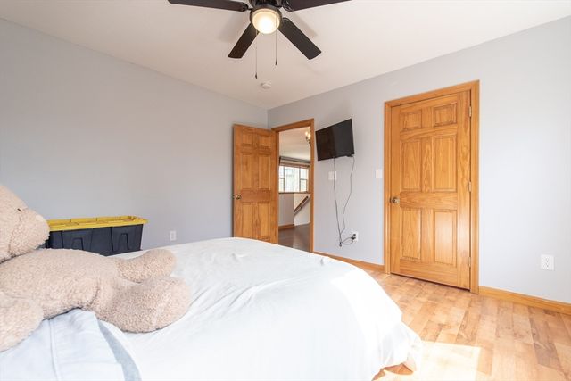 1 Lorraine Ln, Millville, MA 01529