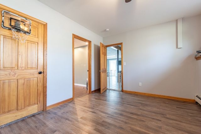 1 Lorraine Ln, Millville, MA 01529