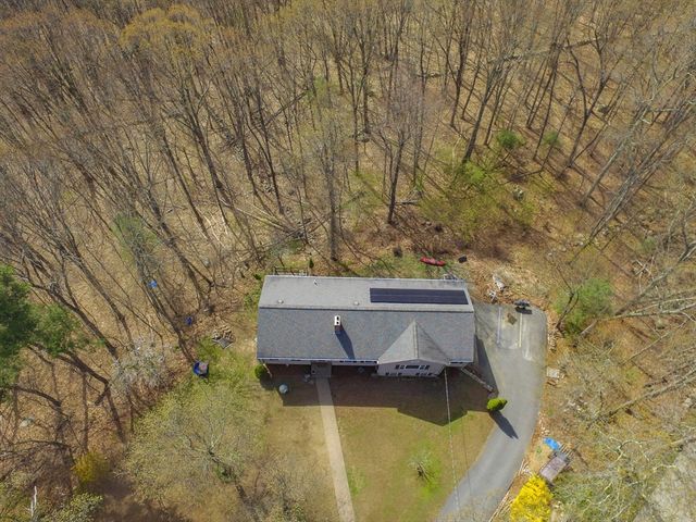 1 Lorraine Ln, Millville, MA 01529