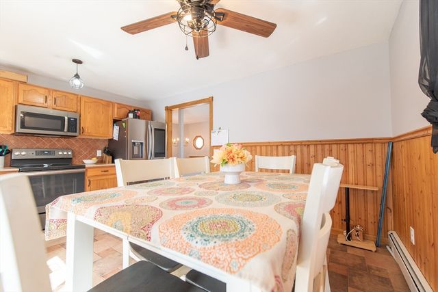 1 Lorraine Ln, Millville, MA 01529