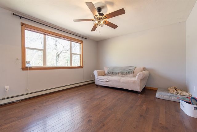 1 Lorraine Ln, Millville, MA 01529