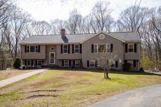 1 Lorraine Ln, Millville, MA 01529