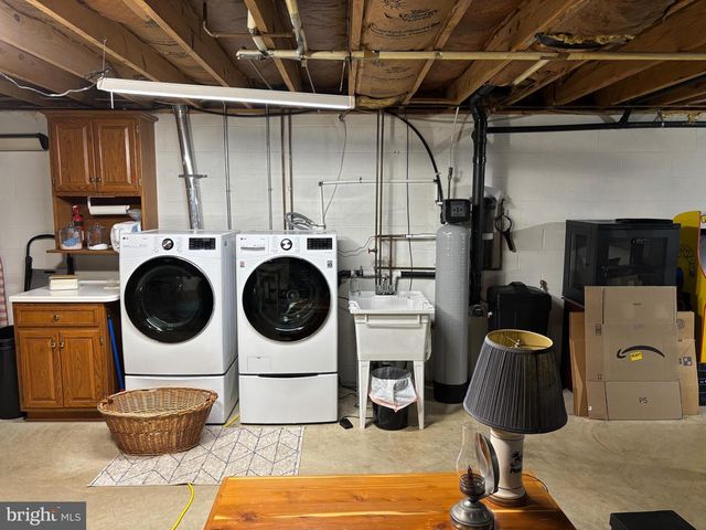 1166 MARILYN AVE, Ephrata, PA 17522