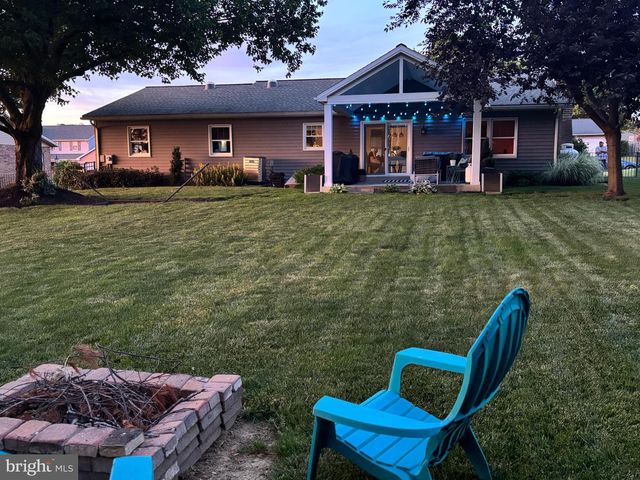 1166 MARILYN AVE, Ephrata, PA 17522