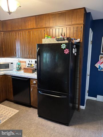1166 MARILYN AVE, Ephrata, PA 17522