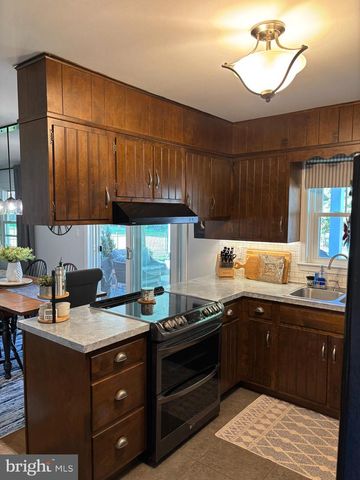 1166 MARILYN AVE, Ephrata, PA 17522