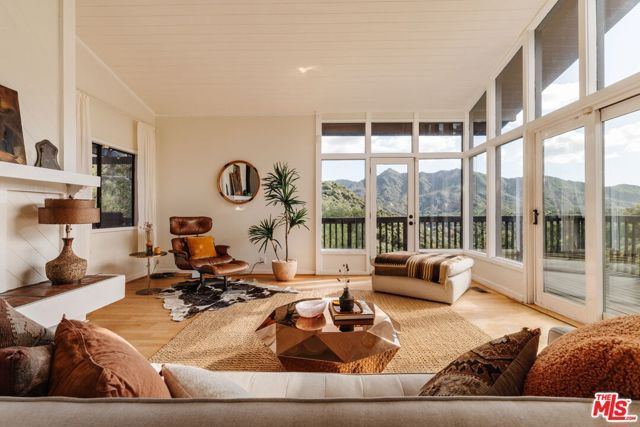 2239 Topanga Skyline Drive, Topanga (los Angeles), CA 90290