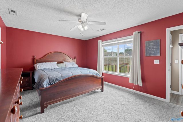 917 Leyland Drive, Albertville, AL 35950
