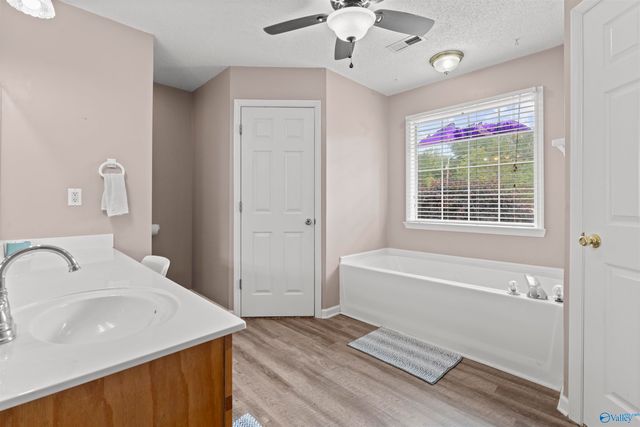 917 Leyland Drive, Albertville, AL 35950