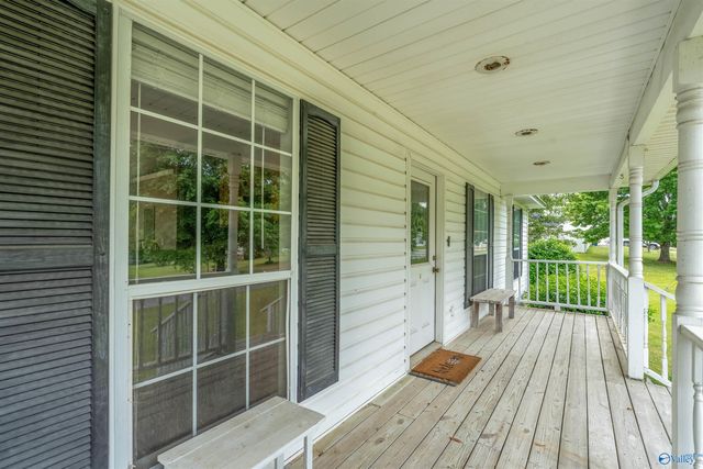 917 Leyland Drive, Albertville, AL 35950