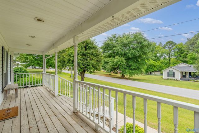 917 Leyland Drive, Albertville, AL 35950