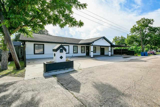 910 11th Street, South Houston, TX 77587