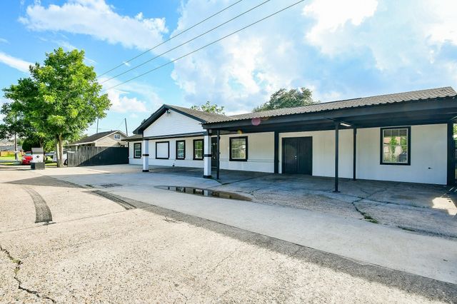910 11th Street, South Houston, TX 77587