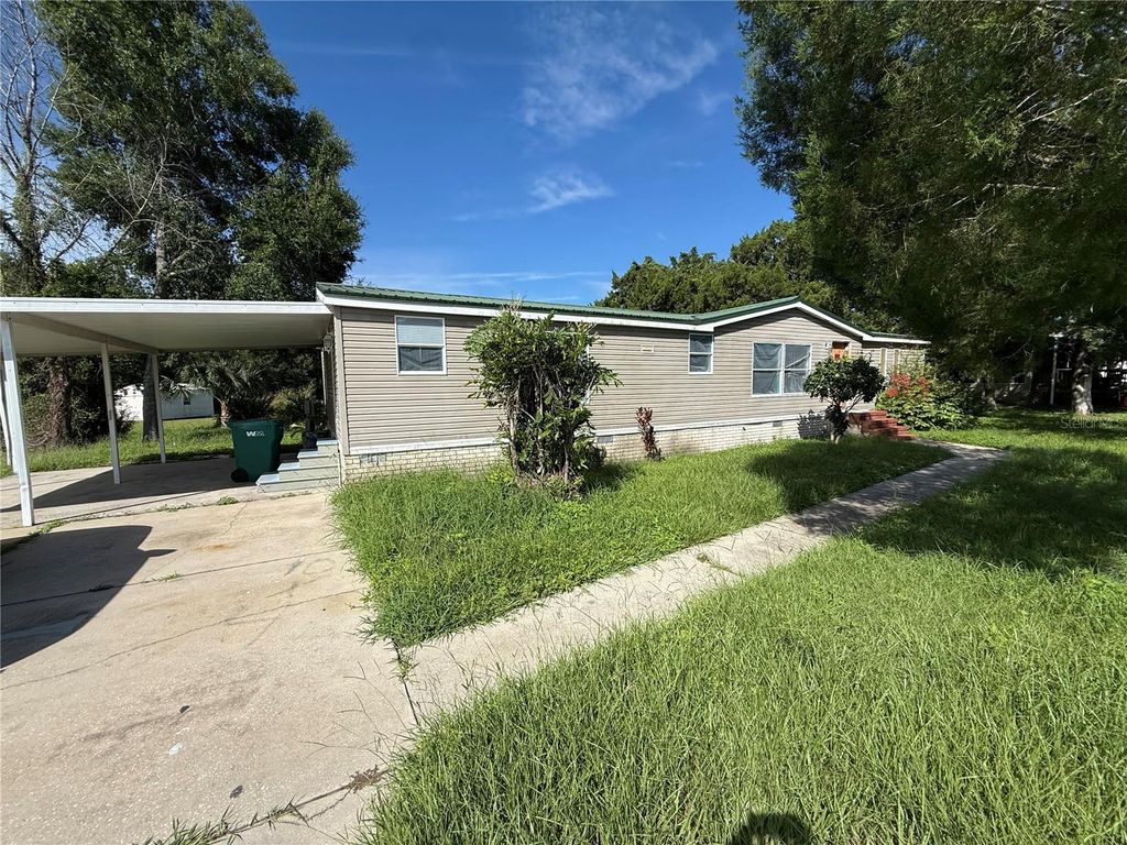 13530 COUNTY ROAD 109E-1, Lady Lake, FL 32159