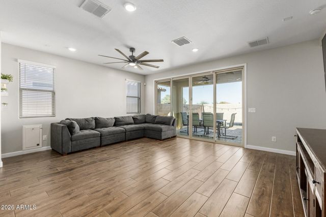 554 W RAINBOW BRIDGE Lane, San Tan Valley, AZ 85140