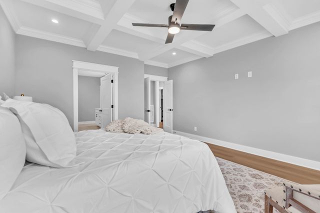 1045 Veridian Dr, Clarksville, TN 37043