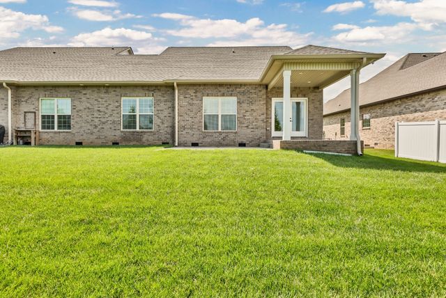 1045 Veridian Dr, Clarksville, TN 37043